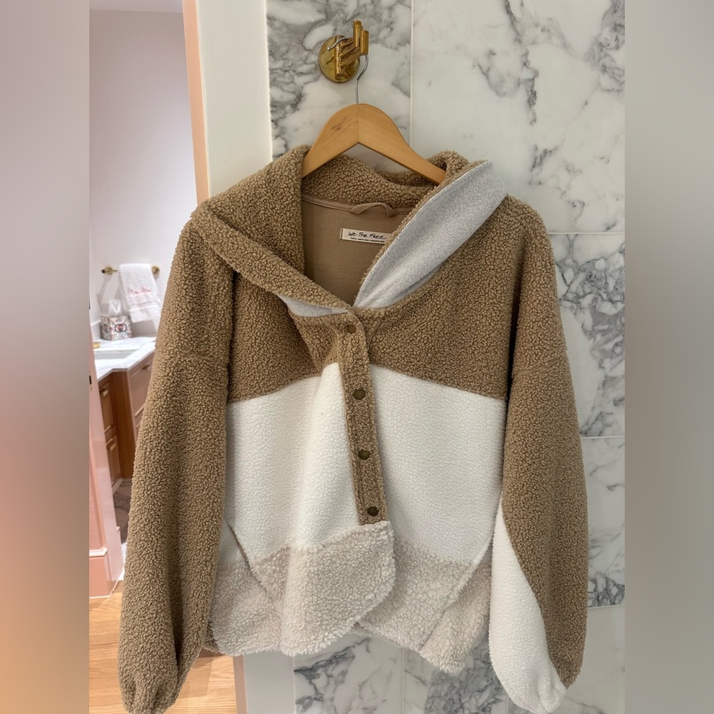 We The Free Tan and White Teddy Jacket - Picture 5 of 6